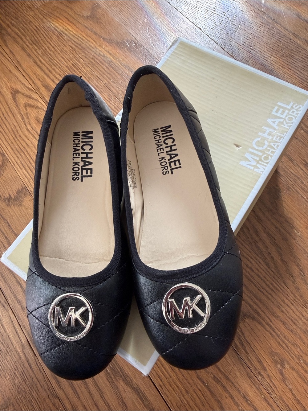 Michael Kors Black Quilted Logo Round Toe Flats Girls